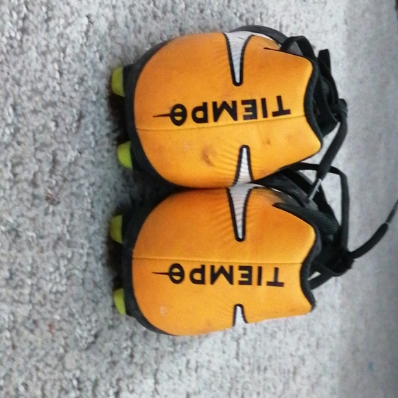 Men's Nike Soccer/Football Cleets - Picture 5 of 5